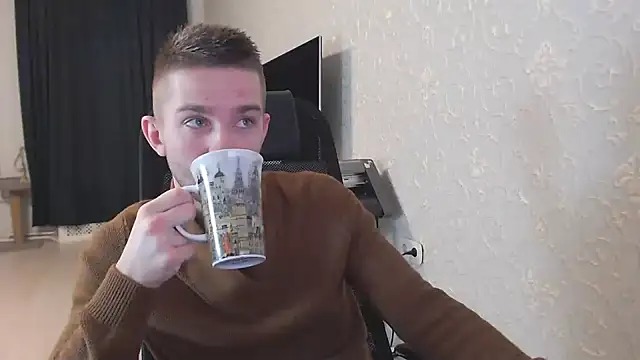 Marselle Laker online show from 01-25-25, 04:56