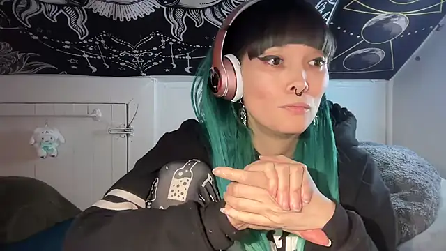 FRRANNKIE online show from 01-31-25, 01:02