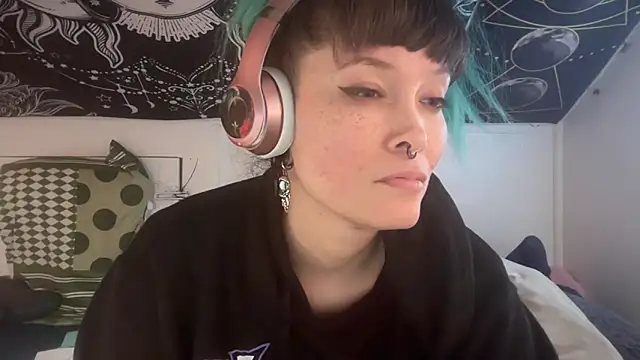 FRRANNKIE online show from 03-22-25, 01:41