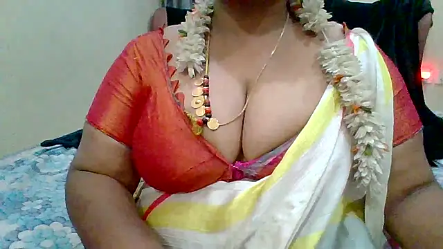 Snapshot of archanatelugu9 chatting on 01-20-25, 04:45 archanatelugu9 online show from 01-20-25, 04:45