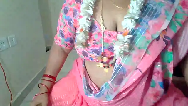 Snapshot of archanatelugu9 chatting on 09-26-25, 10:41 archanatelugu9 online show from 09-26-25, 10:41