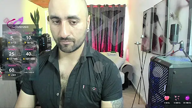 Snapshot of Leon_1234 chatting on 12-27-24, 06:10 Leon 1234 online show from 12-27-24, 06:10