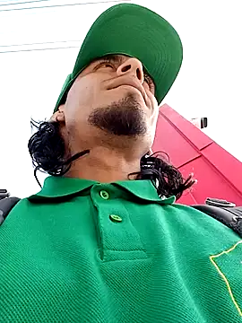 Williamjamess95 online show from 12-28-24, 02:53
