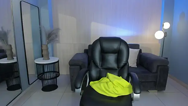 DannaCruz online show from 01-12-26, 07:41