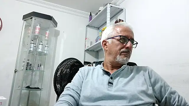 cenizo10124 online show from 11-14-25, 01:04