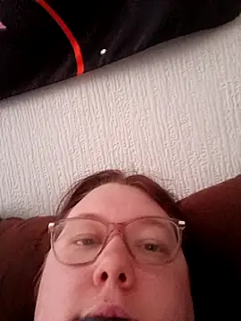 Sexycurvyemilyy online show from 02-14-26, 03:42