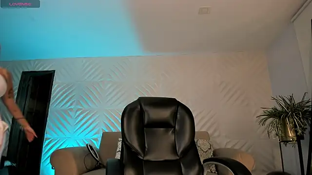 SophiePalmer online show from 02-11-26, 11:59