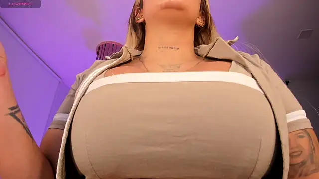 SophiePalmer online show from 02-25-26, 10:58