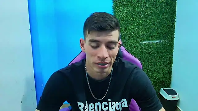 DEIBY BABY online show from 01-18-25, 04:04