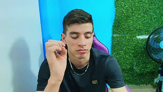 DEIBY BABY online show from 01-24-25, 01:35