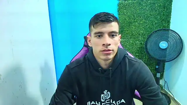 DEIBY BABY online show from 01-30-25, 09:04