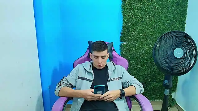 DEIBY BABY online show from 02-10-25, 04:41