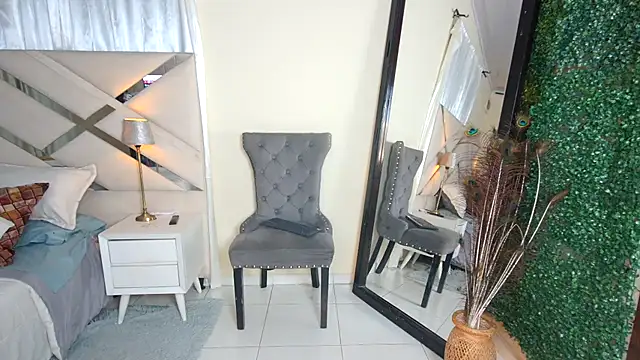 Selena G69 online show from 11-28-25, 10:34