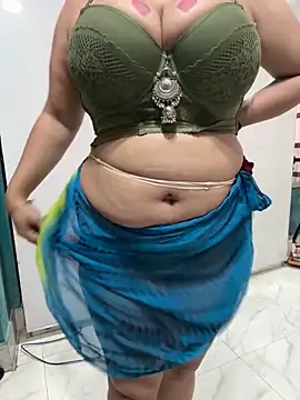 Sexybomb33 online show from 10-24-25, 08:22