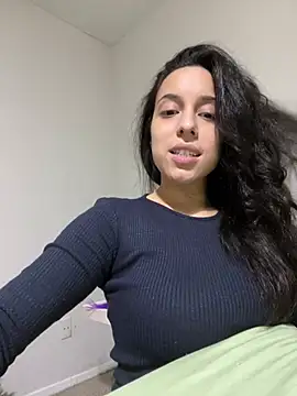 Natur4lBeautyb33 online show from 12-08-24, 04:25