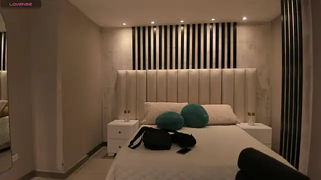 SunnyRivers online show from 03-22-26, 04:32