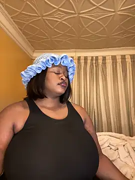 KnockoutBestie online show from 04-24-26, 06:43