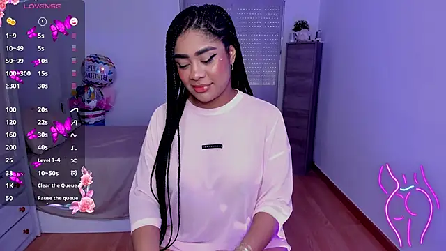 Snapshot of briana_walker chatting on 11-15-25, 11:18 briana walker online show from 11-15-25, 11:18