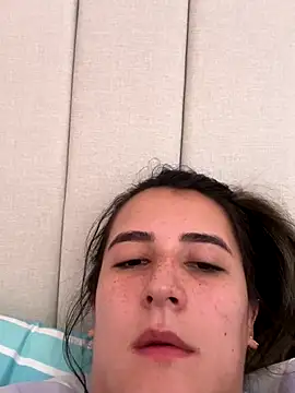 Snapshot of Hanna86 chatting on 10-25-25, 02:46 Hanna86 online show from 10-25-25, 02:46