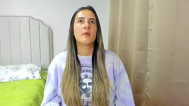 Snapshot of Hanna86 chatting on 11-11-25, 11:38 Hanna86 online show from 11-11-25, 11:38