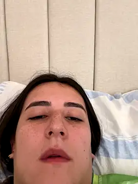 Snapshot of Hanna86 chatting on 12-14-25, 01:38 Hanna86 online show from 12-14-25, 01:38