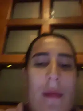 Snapshot of Hanna86 chatting on 12-22-25, 11:24 Hanna86 online show from 12-22-25, 11:24