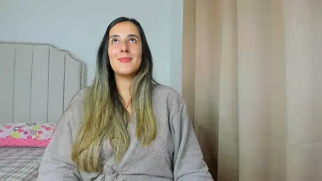 Snapshot of Hanna86 chatting on 01-14-26, 07:52 Hanna86 online show from 01-14-26, 07:52