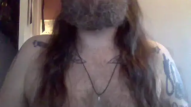 Snapshot of Thrillhouse chatting on 01-02-25, 08:49 Thrillhouse online show from 01-02-25, 08:49