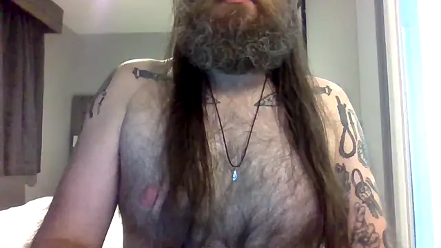 Snapshot of Thrillhouse chatting on 02-03-25, 02:47 Thrillhouse online show from 02-03-25, 02:47