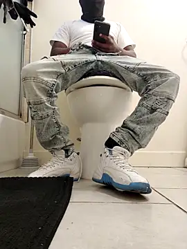 Annonymous607 online show from 10-04-25, 09:57