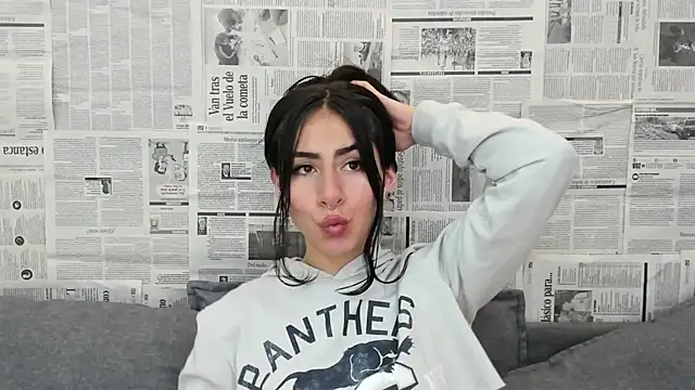 Mhelanny2 online show from 12-07-24, 02:35