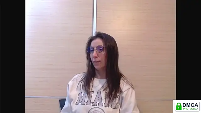 Sophi Cute online show from 04-18-26, 11:47