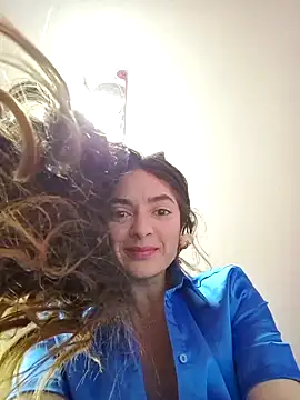Snapshot of Sam_Sara chatting on 04-29-26, 04:38 Sam Sara online show from 04-29-26, 04:38