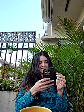Snapshot of Sam_Sara chatting on 04-30-26, 02:12 Sam Sara online show from 04-30-26, 02:12