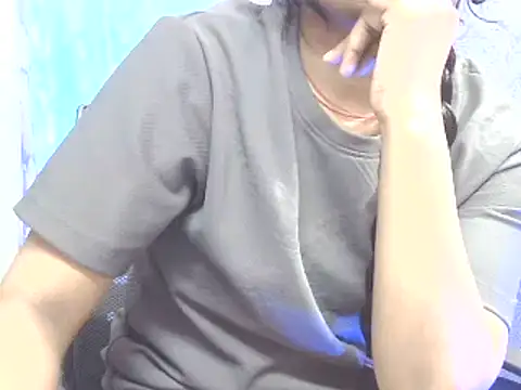 Snapshot of Supriya201 chatting on 03-08-25, 03:56 Supriya201 online show from 03-08-25, 03:56