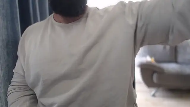 hugemachohandsome online show from 10-27-25, 11:58