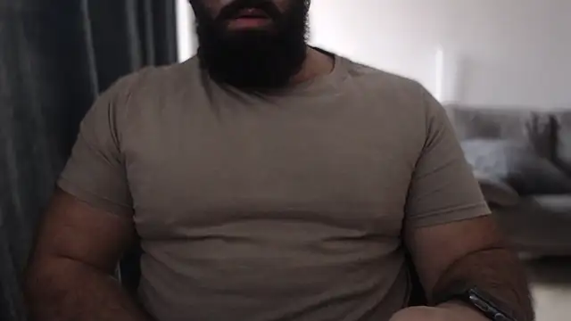 hugemachohandsome online show from 11-07-25, 01:44