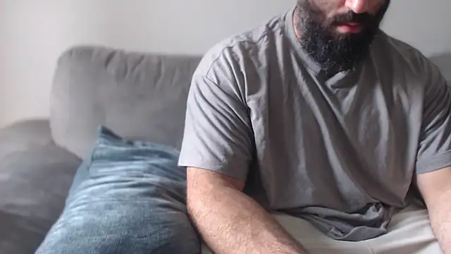 hugemachohandsome online show from 07-26-26, 06:32