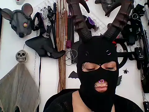 FeticheMacabre online show from 04-07-26, 04:40