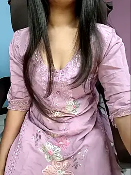 Snapshot of Aditi_1 chatting on 05-08-26, 11:54 Aditi 1 online show from 05-08-26, 11:54