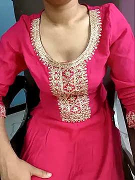 Snapshot of Aditi_1 chatting on 05-25-26, 12:38 Aditi 1 online show from 05-25-26, 12:38