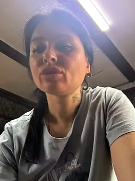 KikiXRed online show from 11-21-25, 08:46