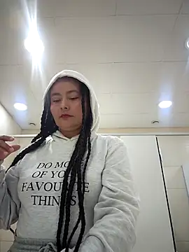 Snapshot of bellapaty chatting on 11-10-25, 09:08 bellapaty online show from 11-10-25, 09:08