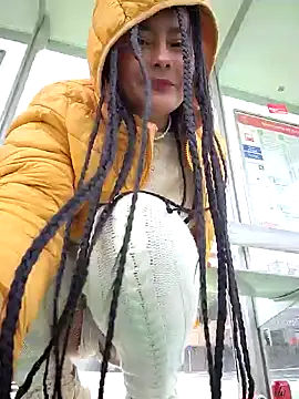 Snapshot of bellapaty chatting on 11-29-25, 12:30 bellapaty online show from 11-29-25, 12:30