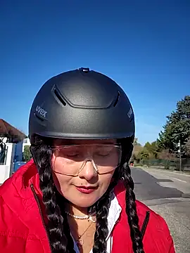 Snapshot of bellapaty chatting on 02-26-26, 01:43 bellapaty online show from 02-26-26, 01:43