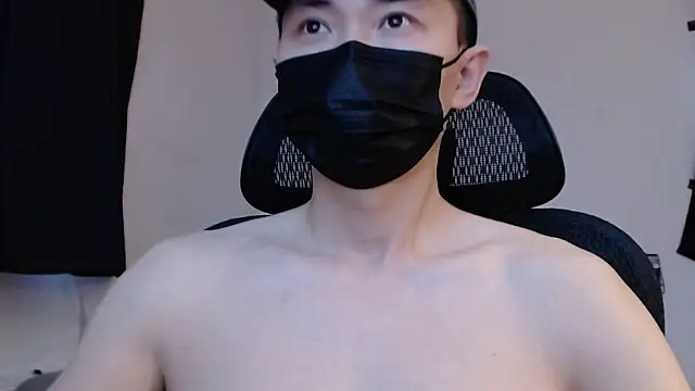 Snapshot of twbobo00715 chatting on 02-11-25, 03:51 twbobo00715 online show from 02-11-25, 03:51