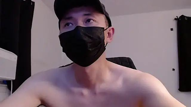 Snapshot of twbobo00715 chatting on 09-17-25, 10:00 twbobo00715 online show from 09-17-25, 10:00