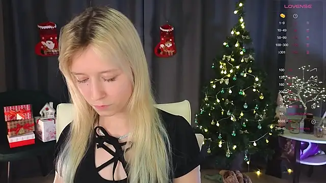 Snapshot of Arveni chatting on 12-06-24, 06:50 Arveni online show from 12-06-24, 06:50