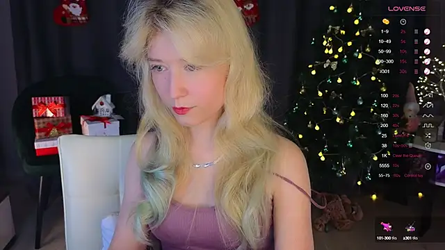 Snapshot of Arveni chatting on 12-08-24, 02:52 Arveni online show from 12-08-24, 02:52