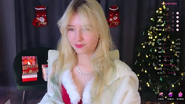 Snapshot of Arveni chatting on 12-08-24, 06:28 Arveni online show from 12-08-24, 06:28